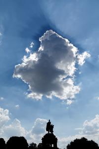 Unter der Wolke